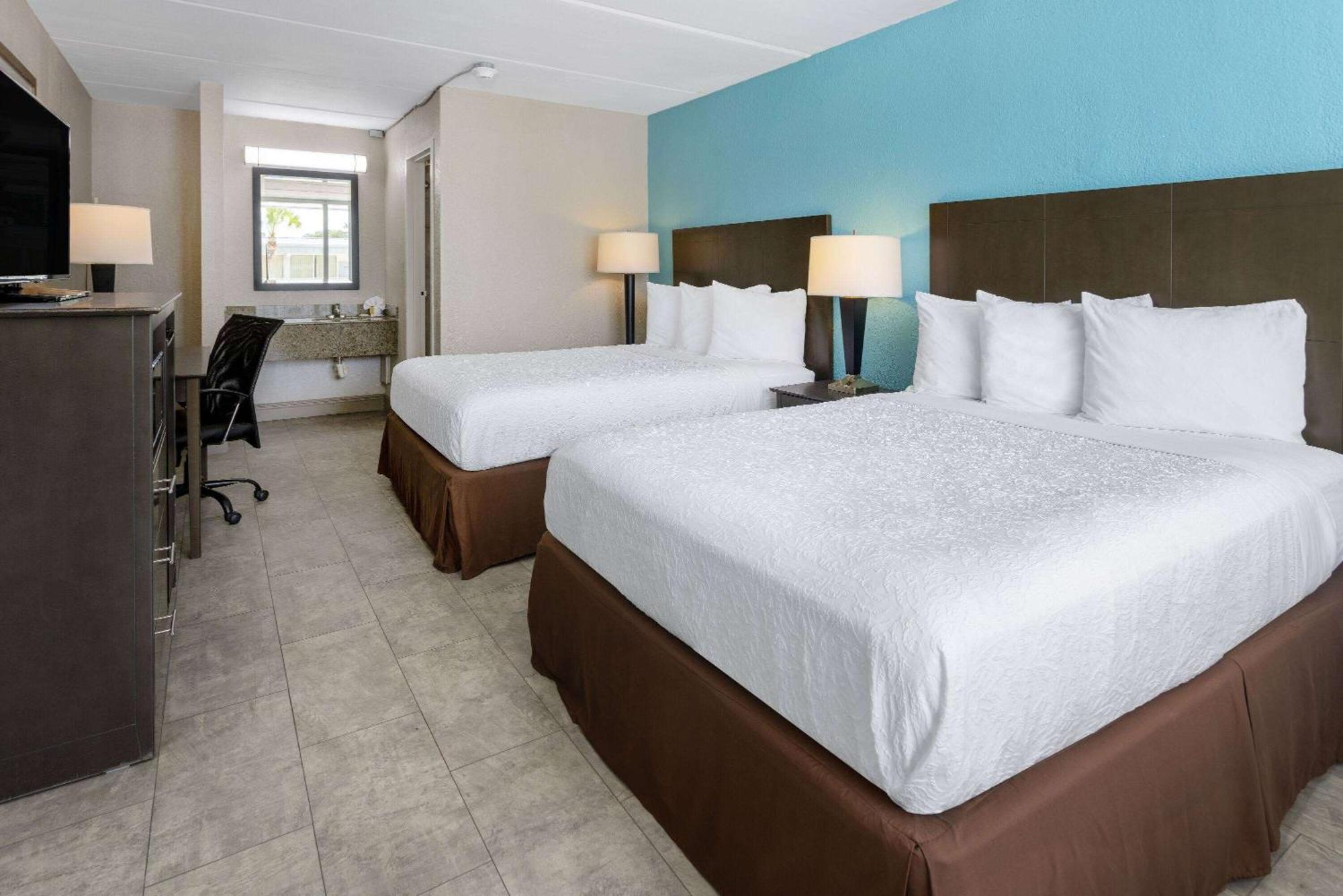 Travelodge By Wyndham Kingsland Ga Buitenkant foto